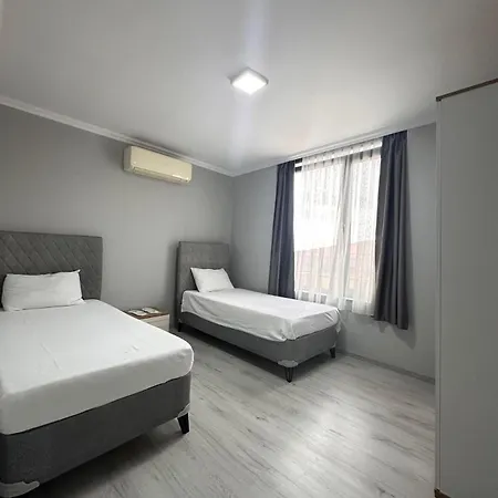 Renaissance Aparthotel *