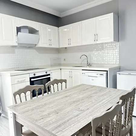 Bazalt Apart Otel 2* Trabzon