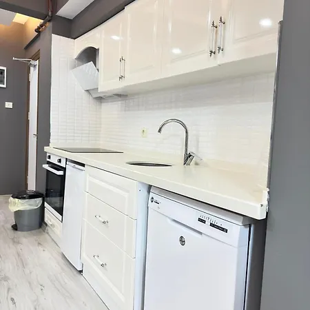 Aparthotel New *