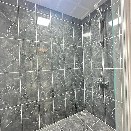 New Aparthotel *