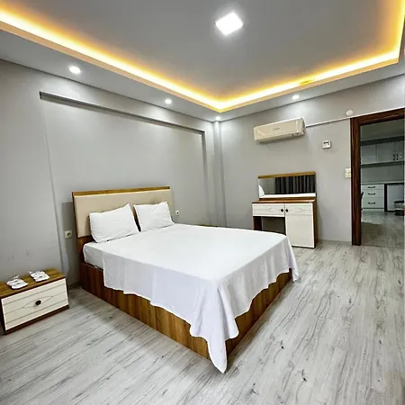 New Aparthotel *