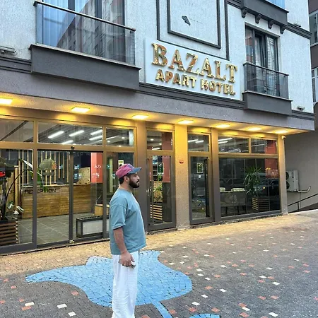 Aparthotel Bazalt 4*